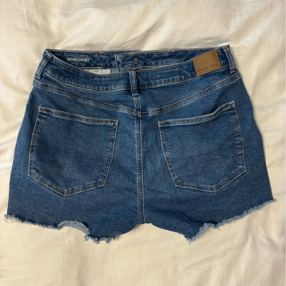 American Eagle Outfitters Dark Blue Jean Shorts - Picture 4 of 4